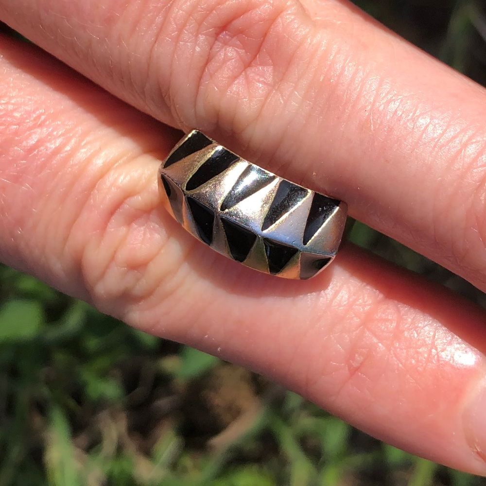 Gold + Black Triangular Patterned Modern Ring - image 5